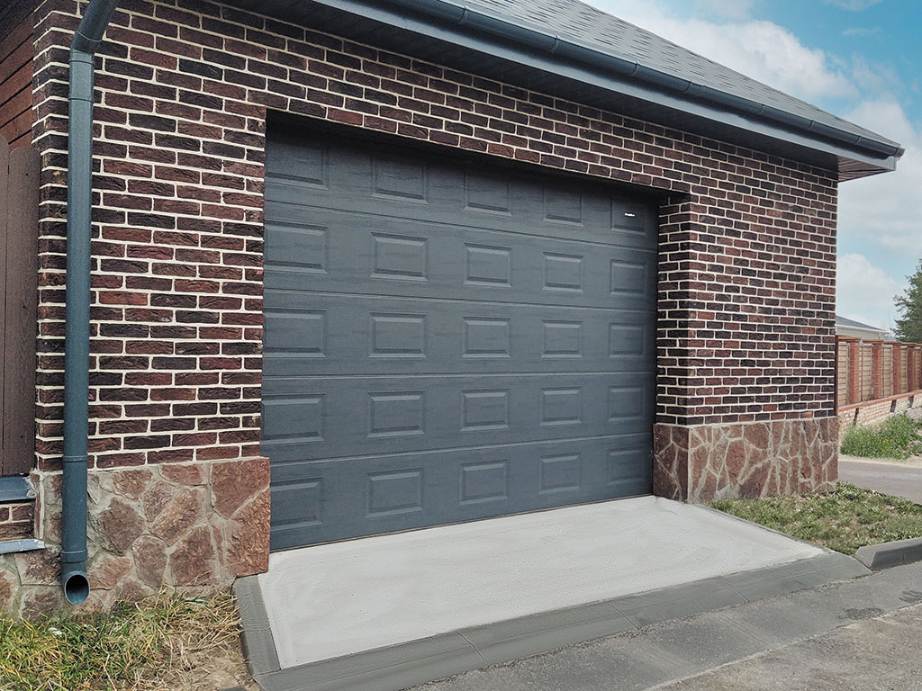 Гаражные секционные ворота RSD02, дизайн – «филенка»