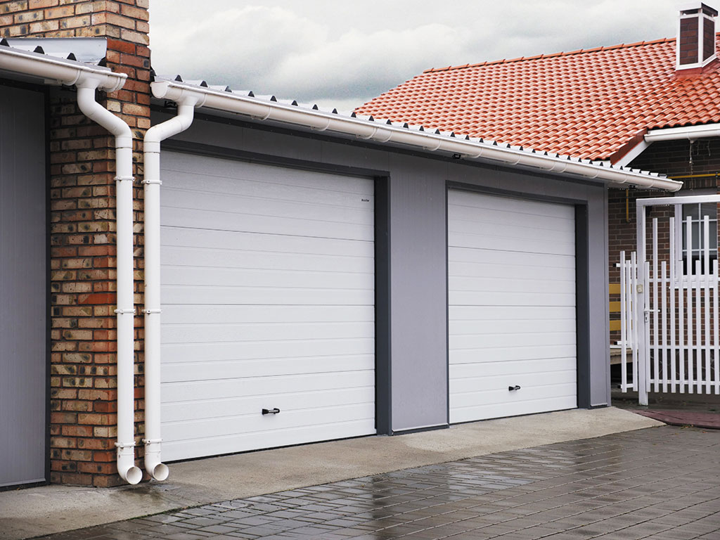 Гаражные секционные ворота RSD01, дизайн — «доска»