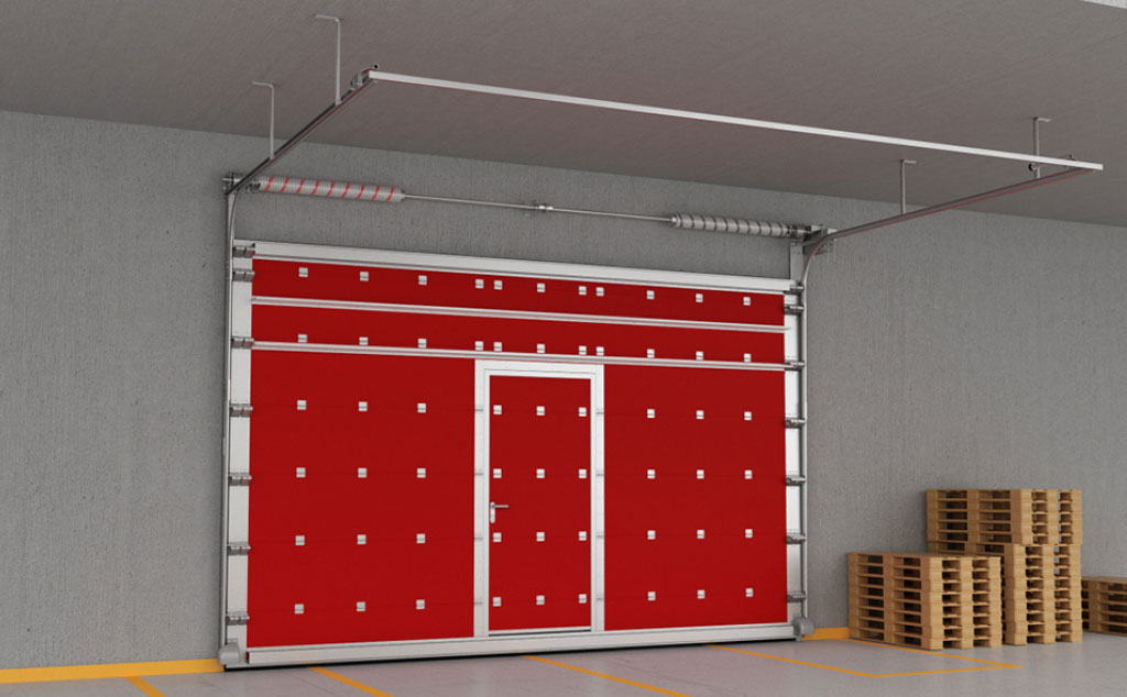 Секционные противопожарные ворота с калиткой